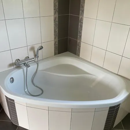 Le Daguet Pour 4 Holiday home *